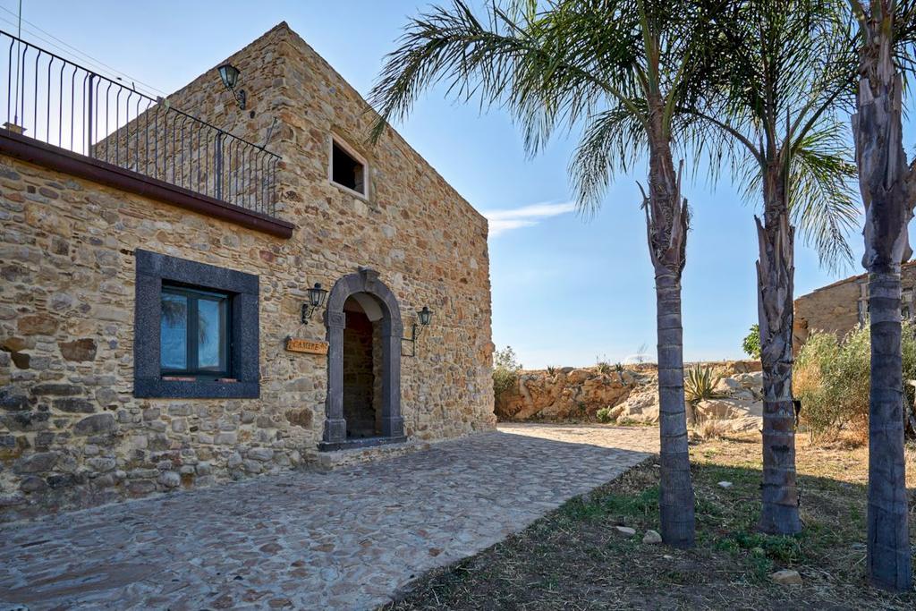 Agriturismo Conte Ruggero Villa Centuripe Exterior photo